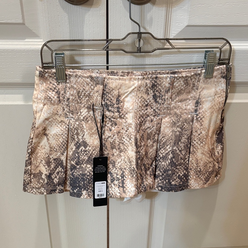 FASHION NOVA S